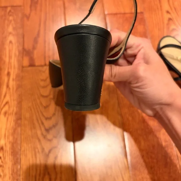 CHANEL Black Slingback Block Heel - Picture 11 of 12